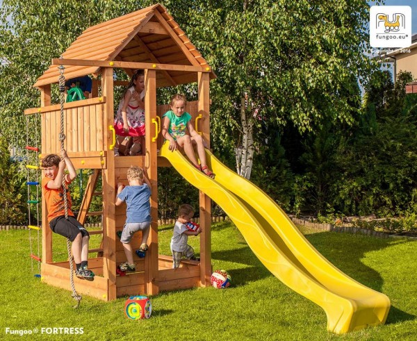 Spielturm Fortress mit Rutsche grn, Kletterwand, Holzdach, Kletterseil und S...
