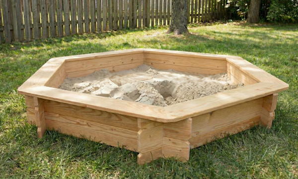 Sechseck Sandkasten Ø 174 cm aus Lärchenholz